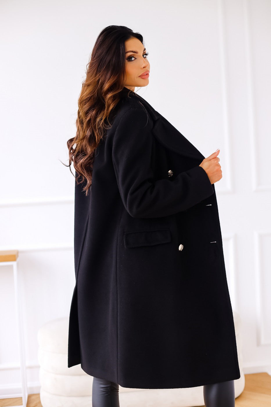 WOOLEN DOUBLE BUTTON COAT