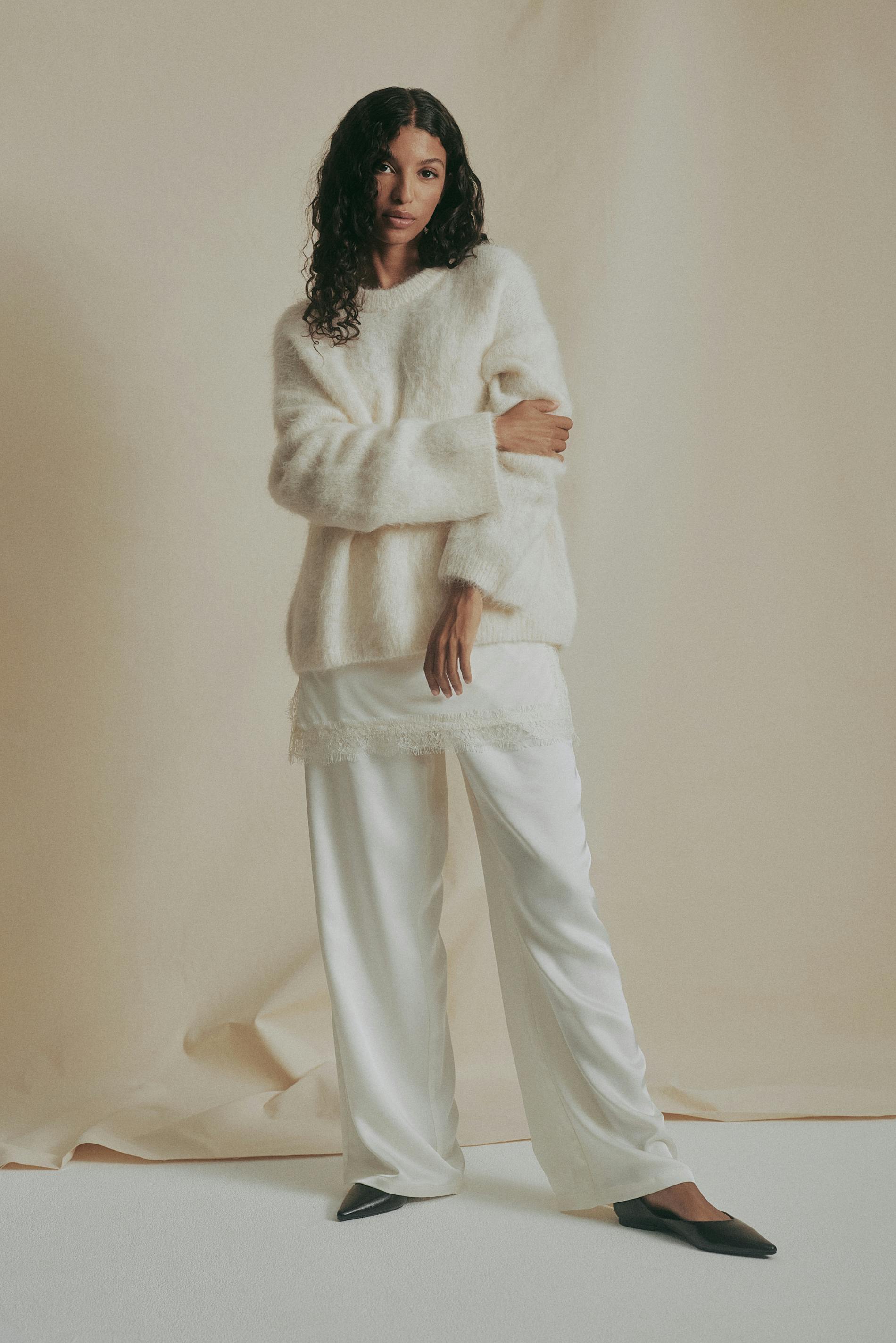 IRON EDGE STREET SWEATER