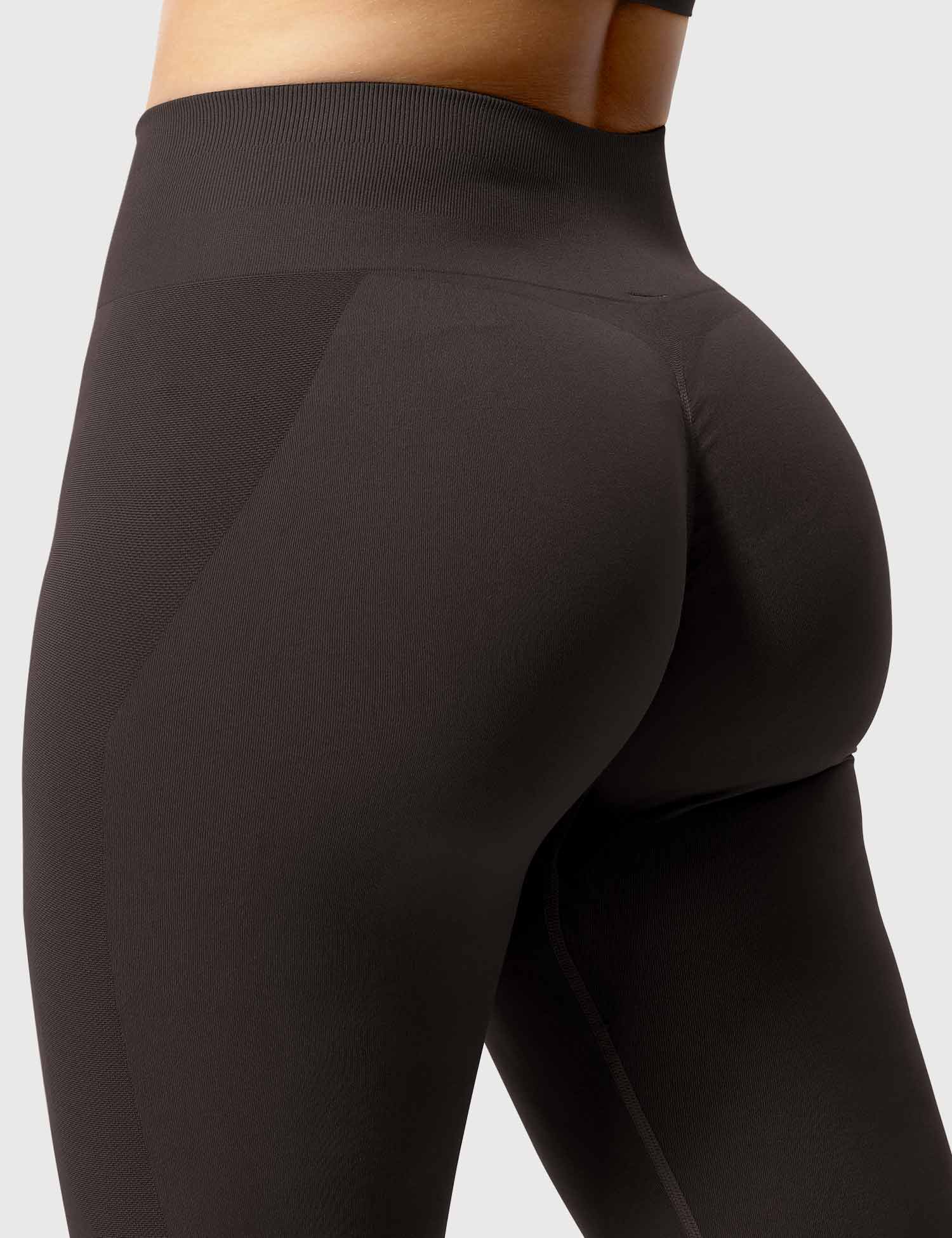 YEOREO AMPLIFY SEAMLESS LEGGINGS